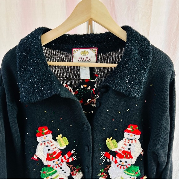 Vintage Y2K Tiara Intl Black Holiday Cardigan Sweater with Snowmen Size XL 2002 - Picture 9 of 9